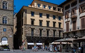 Apartments Florence - Palazzo Signoria Luxury Apartments 10- Giuditta